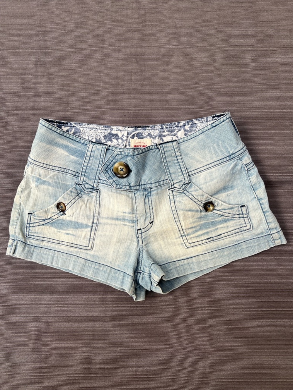 Mossimo Supply Co. Light Blue Denim Shorts with Button Pockets. SZ 5/FIT 6